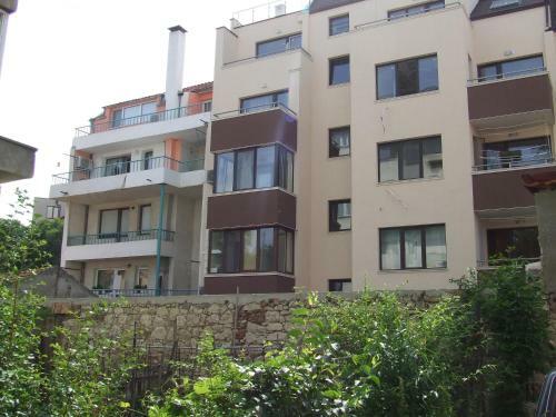 Hostal Asparuhov Guest Rooms And Apartments