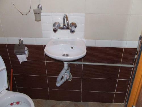 Hostal Asparuhov Guest Rooms And Apartments