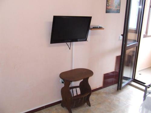 Hostal Asparuhov Guest Rooms And Apartments