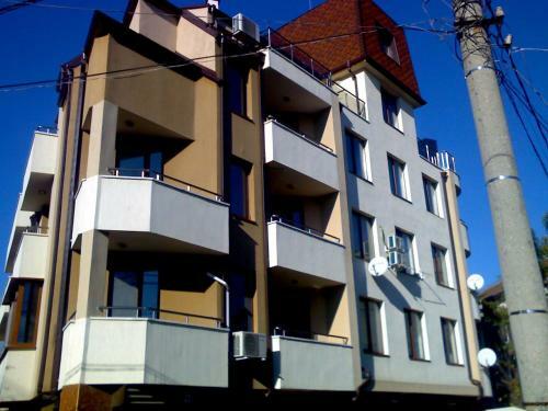 Hostal Asparuhov Guest Rooms And Apartments