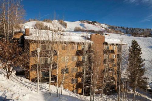 Storm Meadows East Slopeside - Se050