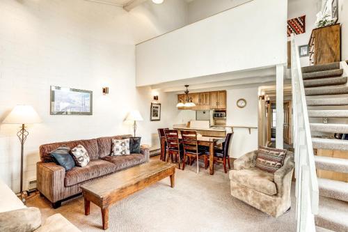 Apartment At Ski Time Square