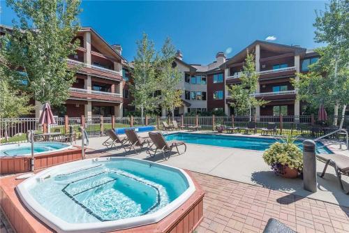 3101 Champagne Lodge, Trappeur's Crossing