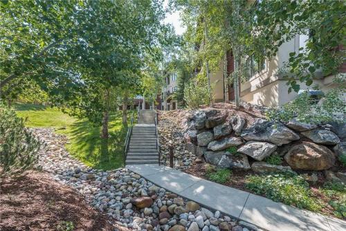 3101 Champagne Lodge, Trappeur's Crossing