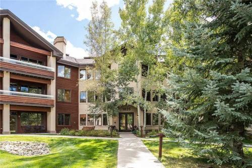 3101 Champagne Lodge, Trappeur's Crossing