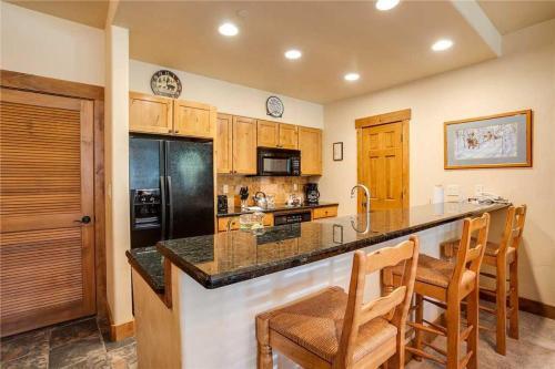 3101 Champagne Lodge, Trappeur's Crossing