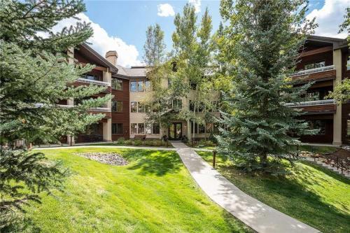 3101 Champagne Lodge, Trappeur's Crossing