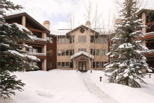 3101 Champagne Lodge, Trappeur's Crossing