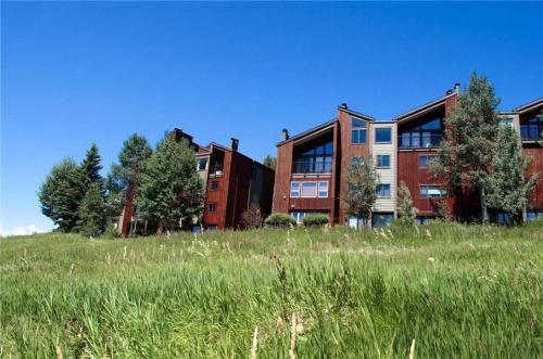 West Condominiums - W3506