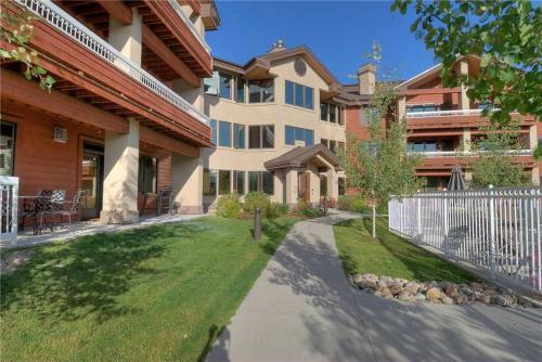 4203 Aspen Lodge, Trappeur's Crossing