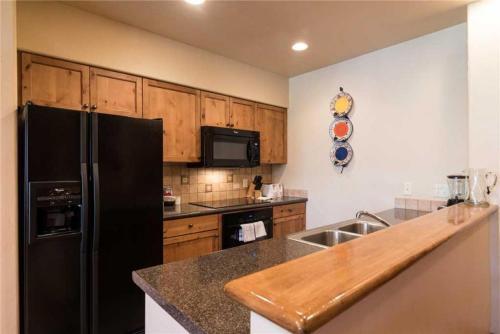 2110 Timberline Lodge, Trappeur's Crossing
