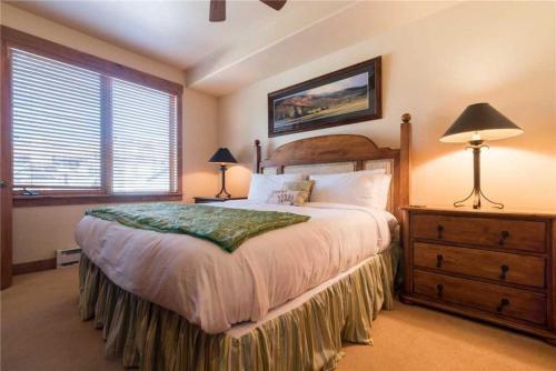 2110 Timberline Lodge, Trappeur's Crossing