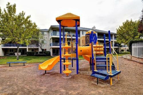 1714 Lp Elevator Access, Pack N` Play, High Chair, Stroller, Games, Pool Views And More