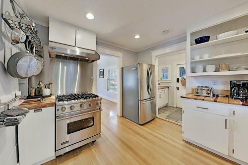 2805 23rd Ave W Home