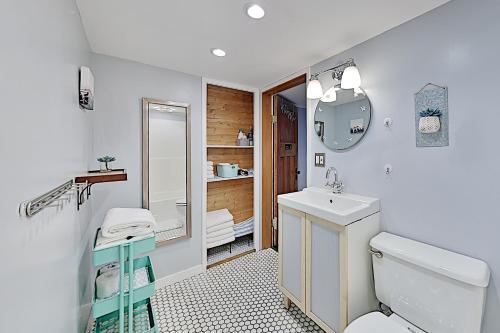 2805 23rd Ave W Home