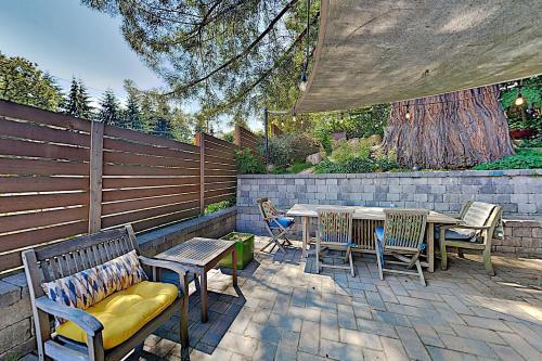 2805 23rd Ave W Home