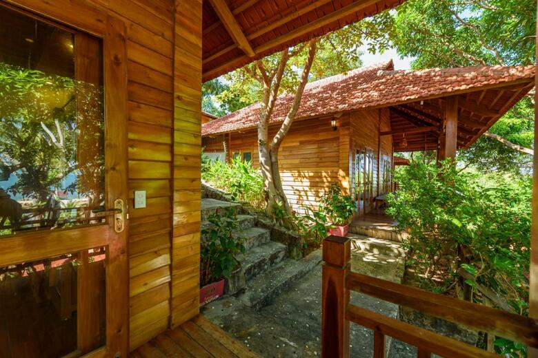 Hotel Mango Beach Resort