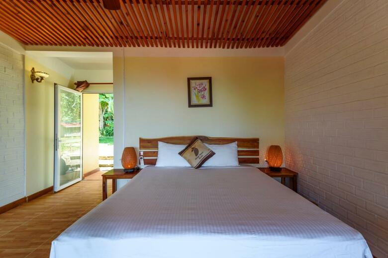 Hotel Mango Beach Resort