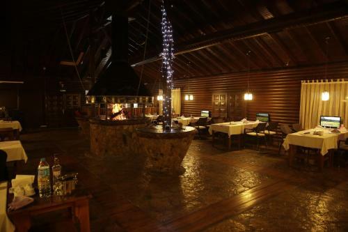 Pia Hotel