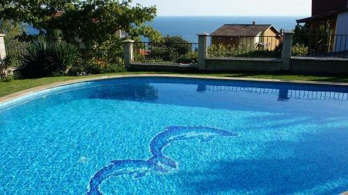 Summer Breeze Villa
