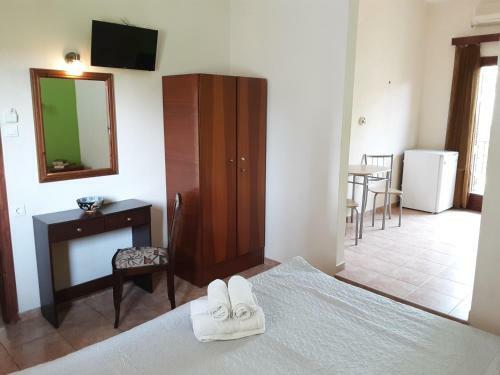 Hostal Poseidon Rooms