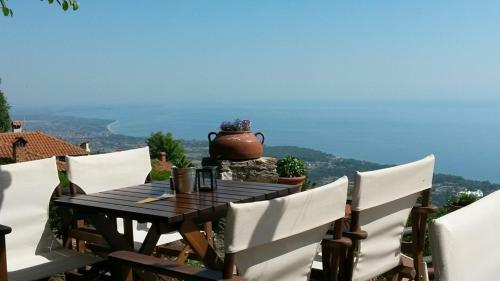 Bed & Breakfast Enastron Guesthouse