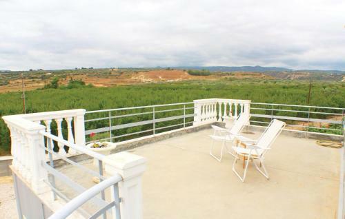 Four-bedroom Holiday Home In Ancient Sikyona
