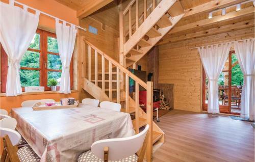 Two-bedroom Holiday Home In Licki Osik