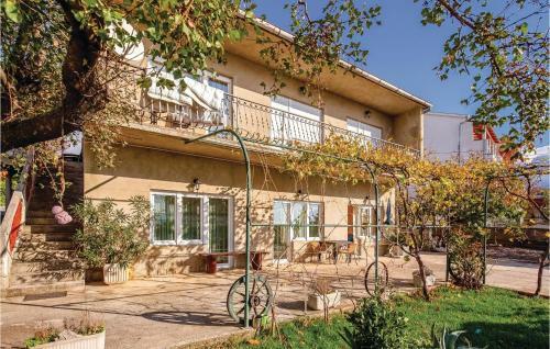 Two-bedroom Apartment In Novi Vinodolski