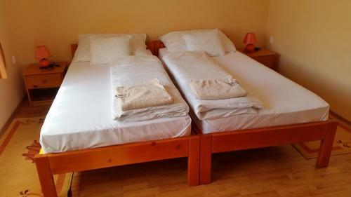 Hostal Niki Vend�gh�z