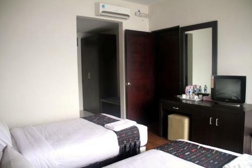 Tiara Bunga Hotel & Villa