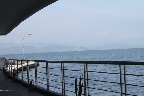 Tiara Bunga Hotel & Villa