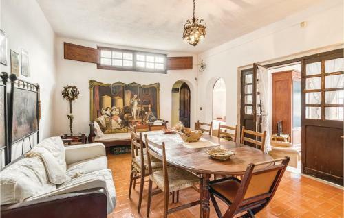 Three-bedroom Holiday Home In Loc. San Gregorio (Ca)