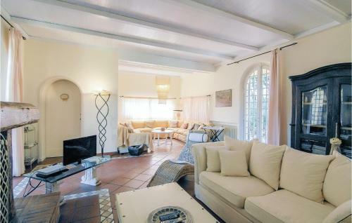 Four-bedroom Holiday Home In Massarosa -lu-