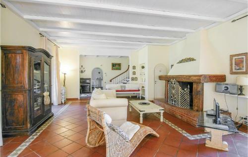 Four-bedroom Holiday Home In Massarosa -lu-