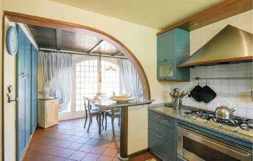 Four-bedroom Holiday Home In Massarosa -lu-