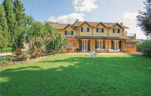 Four-bedroom Holiday Home In Massarosa -lu-