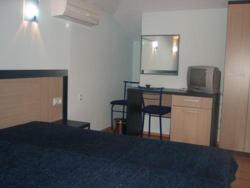 Hostal Mania Guest House