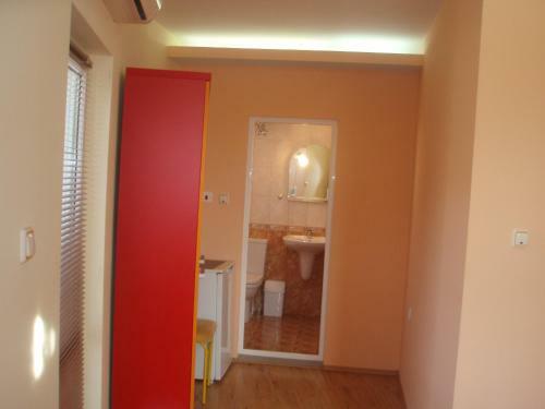 Hostal Mania Guest House