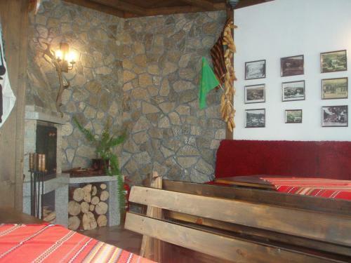 Hostal Mania Guest House