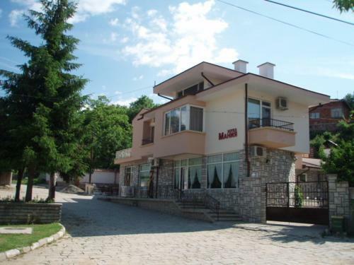 Hostal Mania Guest House