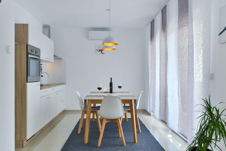 Apartments Olujic