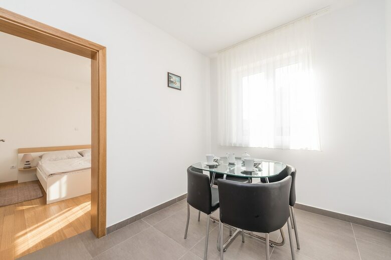 Apartments Kljajic