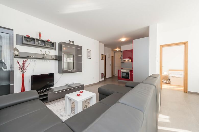 Apartments Kljajic