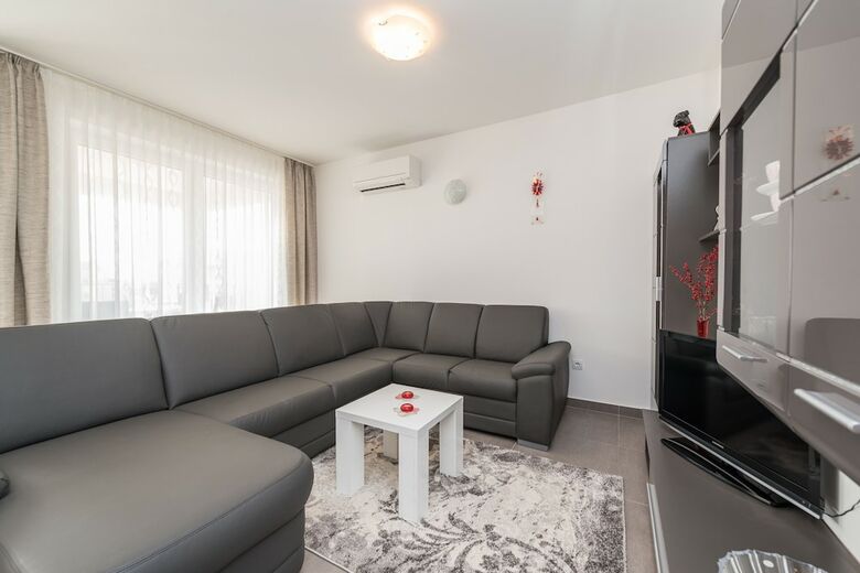 Apartments Kljajic