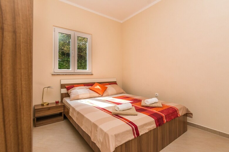 Apartments Bobeta
