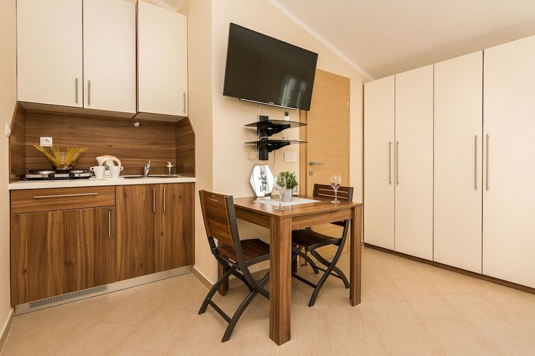 Apartments Bobeta