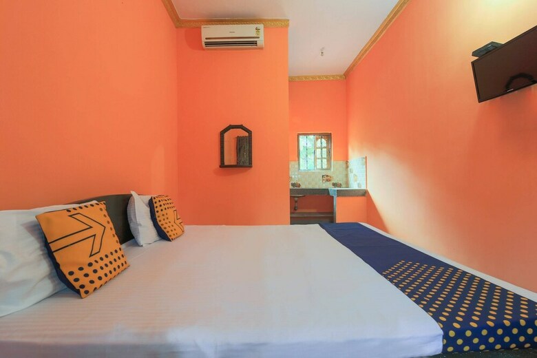 Hotel Spot On 64796 Vailankanni Guest House