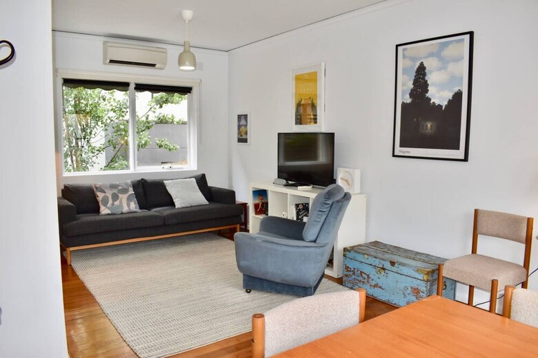 Charming 1 Bedroom Apartment In Leafy Green Hawthorn