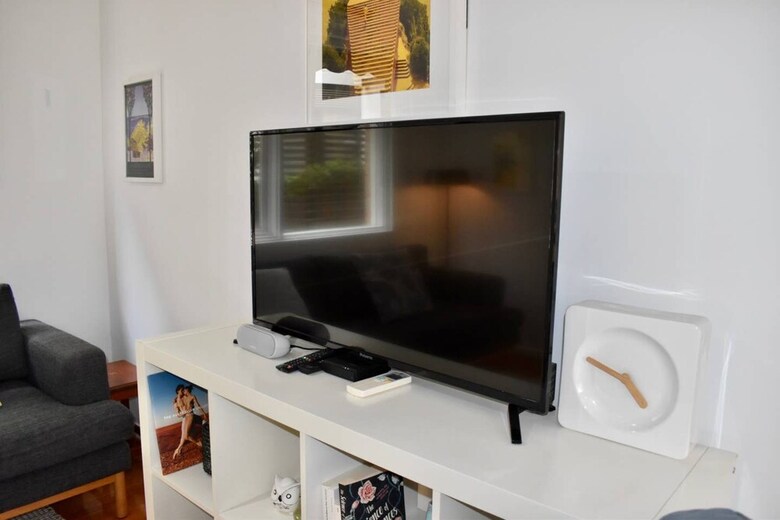 Charming 1 Bedroom Apartment In Leafy Green Hawthorn